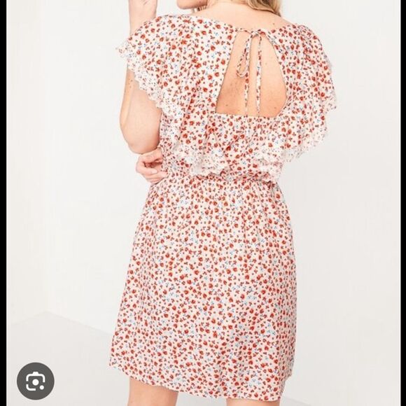 Old Navy Red Floral Waist Defined Flutter Sleeve Mini Dress Size Large Petite - Picture 2 of 6